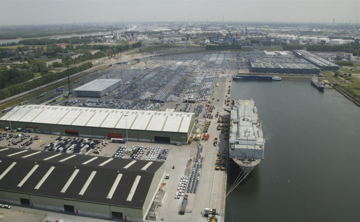 3 RoRo ships bring finished vehicles of obver 30 brands to the car terminal