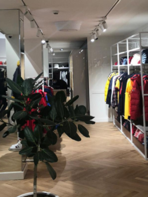 Retail Stockroom Management