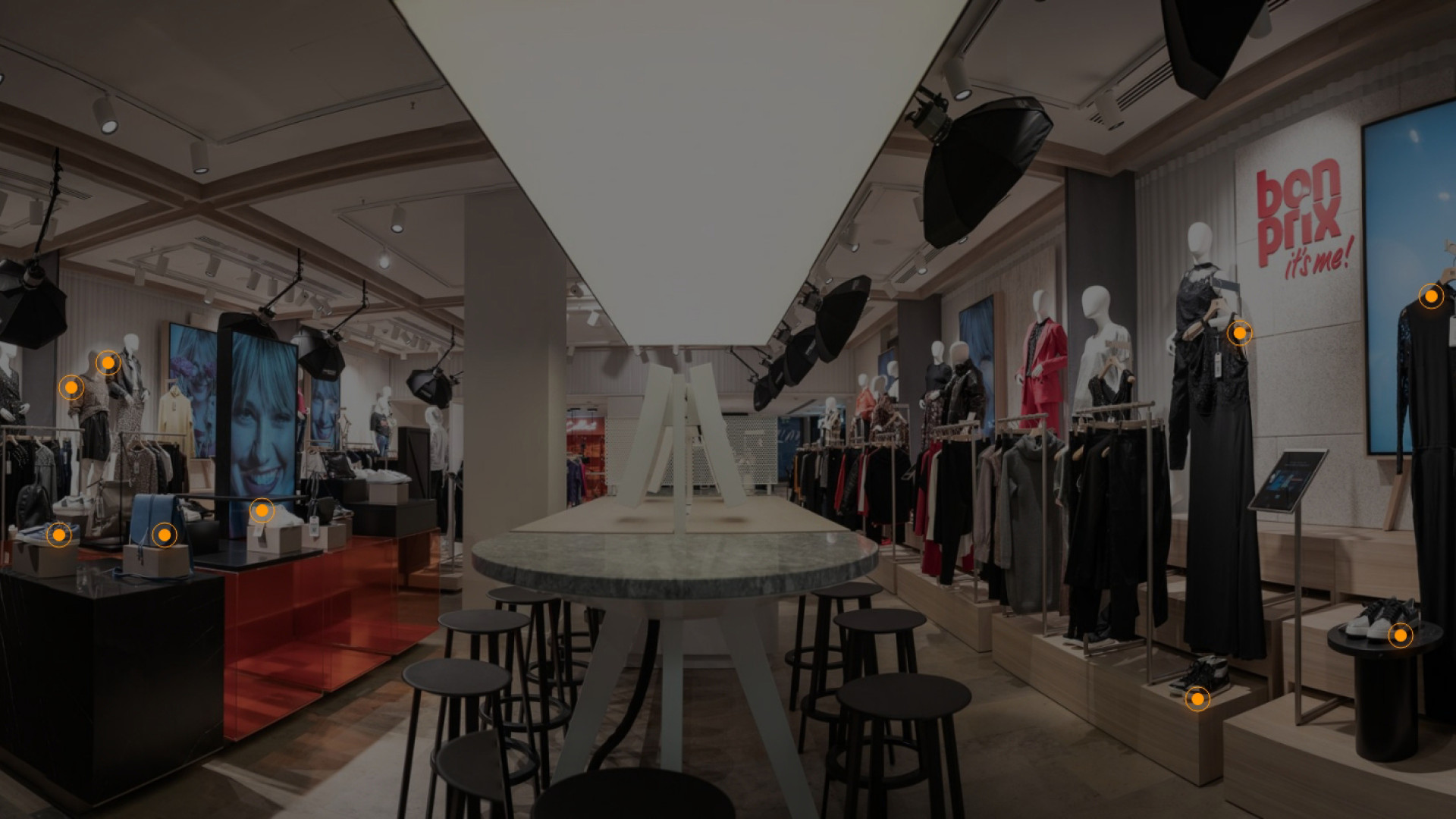 store with dots